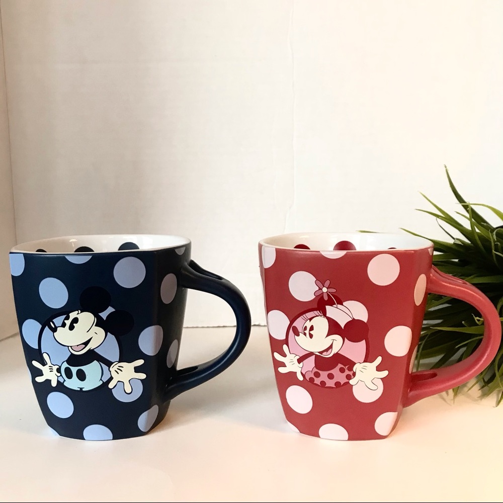 Set of 2 Disney Theme Parks Mickey & Minnie Blue Red Polka Dot Coffee Mugs Cups